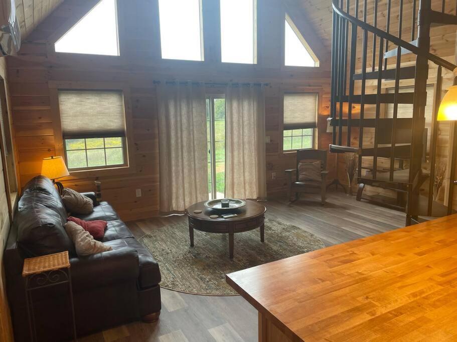 Cozy 1 Bedroom Cabin In The Heart Of Jonesborough Extérieur photo